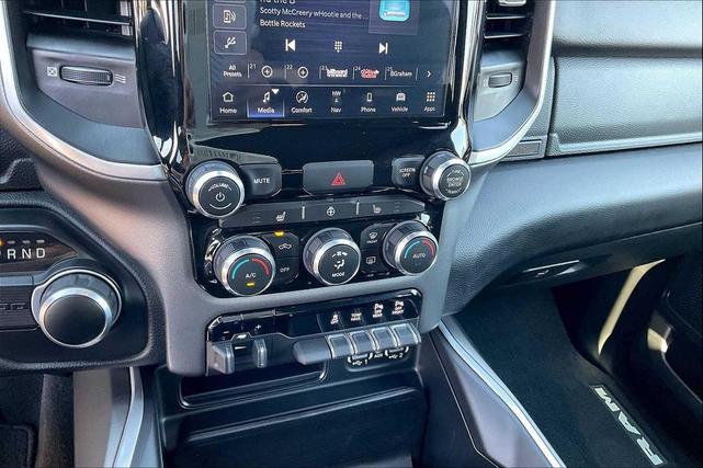 Photo of 2022 Granite Crystal Metallic Clearcoat RAM 1500