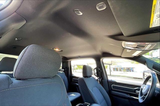 Photo of 2022 Granite Crystal Metallic Clearcoat RAM 1500