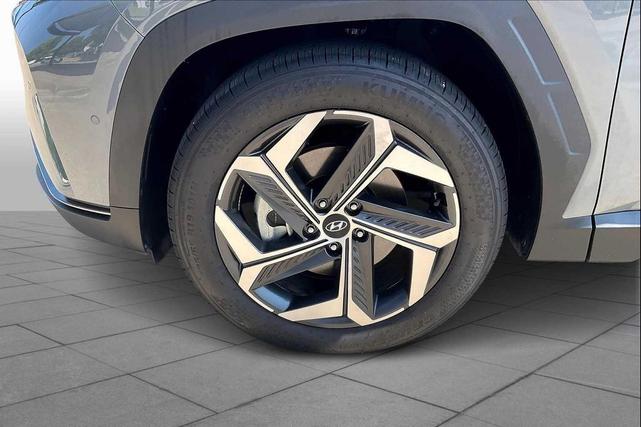 Photo of 2024 Hampton Gray Hyundai TUCSON