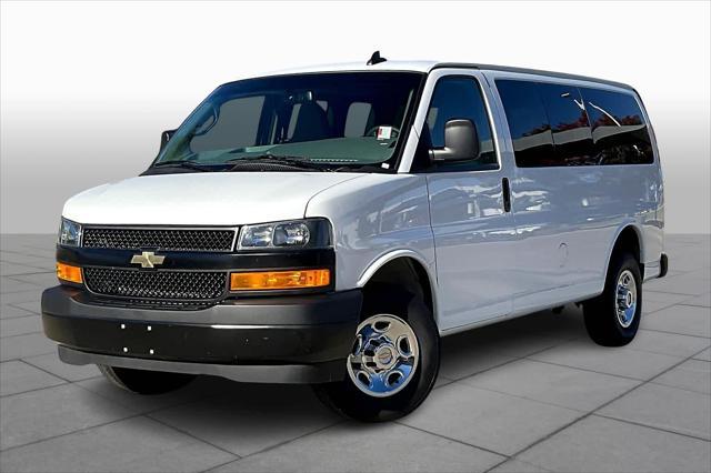 2023 Chevrolet Express 3500