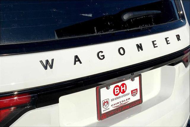 Photo of 2025 Bright White Clearcoat Jeep Wagoneer L