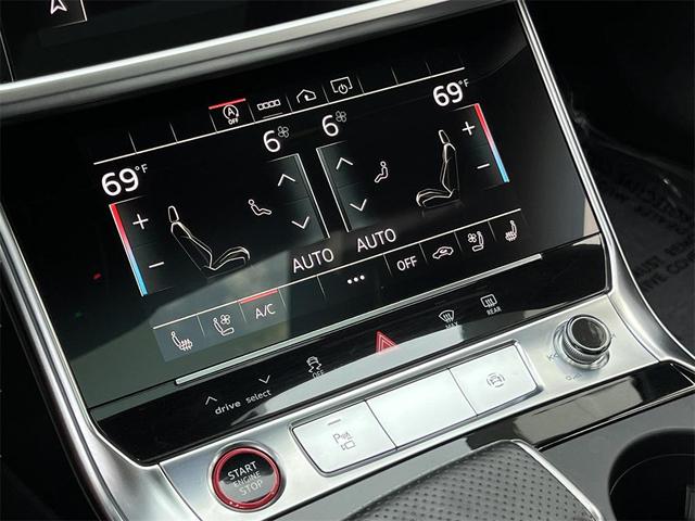 Photo of 2022 Daytona Gray Pearl Effect Audi RS 6 Avant