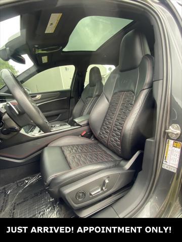 Photo of 2022 Daytona Gray Pearl Effect Audi RS 6 Avant