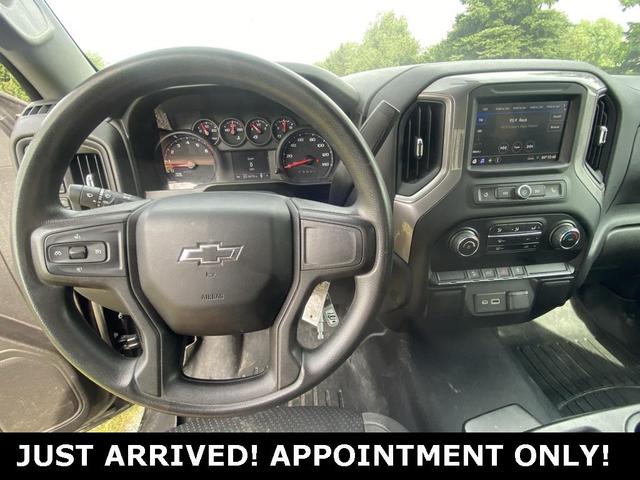 Photo of 2021 Black Chevrolet Silverado 1500