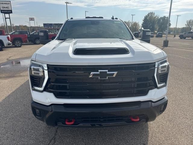 Photo of 2026 Summit White Chevrolet Silverado 3500