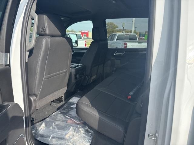 Photo of 2026 Summit White Chevrolet Silverado 3500