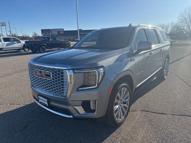 Photo of 2023 Sterling GMC Yukon XL