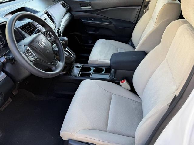 Photo of 2015 White Diamond Pearl Honda CR-V