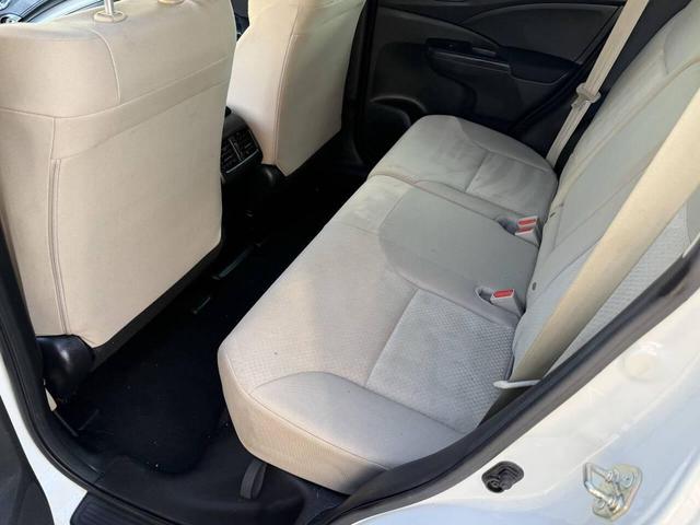 Photo of 2015 White Diamond Pearl Honda CR-V