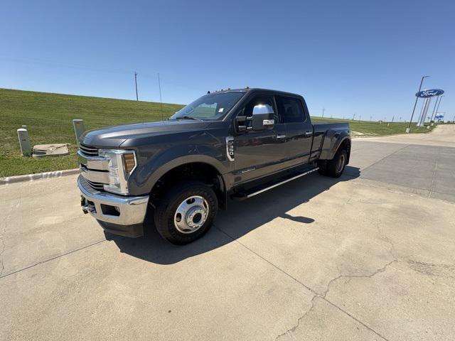 Photo of 2019 Magnetic Ford F-350