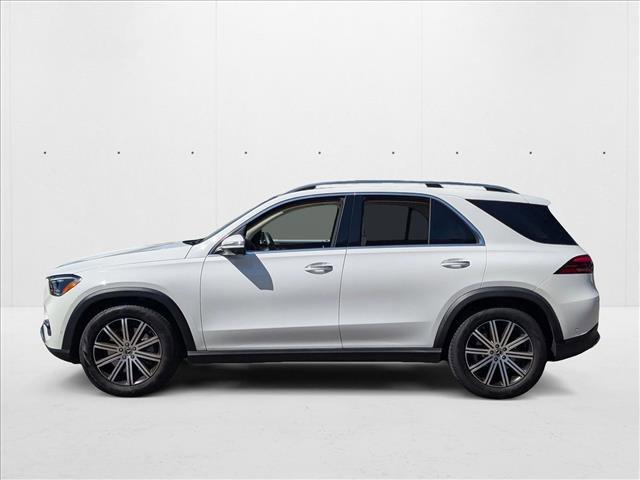 Photo of 2024 Polar White Mercedes-Benz GLE 450
