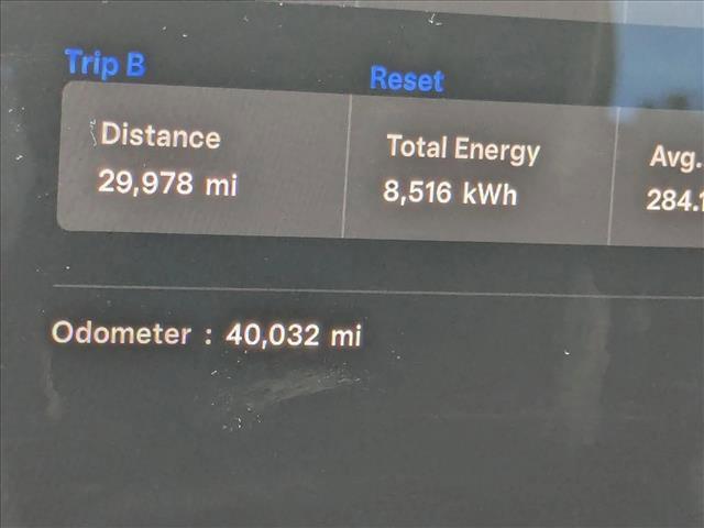 Photo of 2021 Deep Blue Metallic Tesla Model S