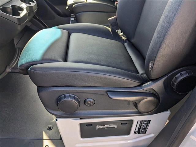 Photo of 2025 Arctic White Mercedes-Benz Sprinter 2500