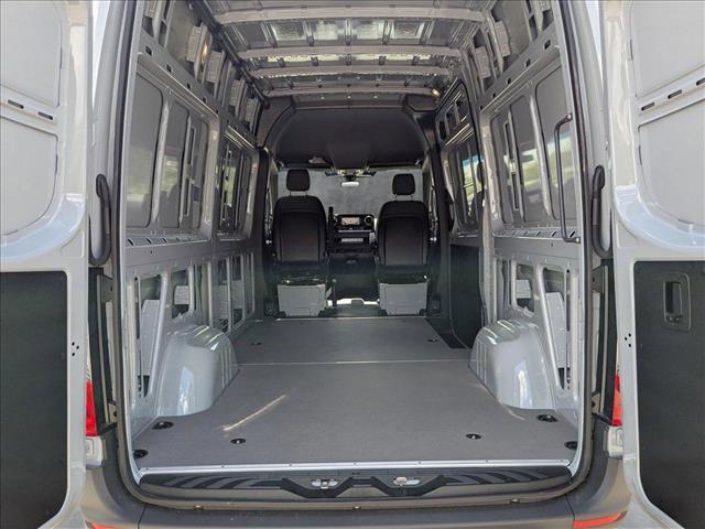 Photo of 2025 Silver Grey Mercedes-Benz Sprinter 2500