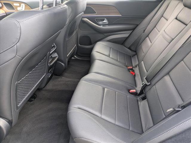 Photo of 2025 Cirrus Silver Metallic Mercedes-Benz GLE 450