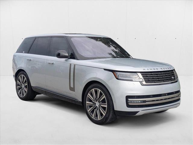 Photo of 2023 Silver Land Rover Range Rover