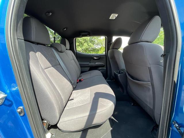 Photo of 2017 Blazing Blue Pearl Toyota Tacoma
