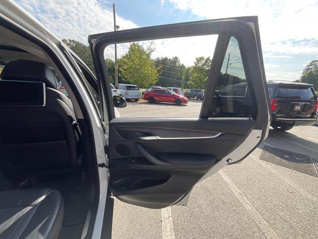 Photo of 2016 WHITE BMW X5