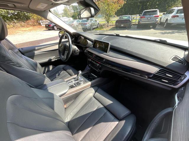 Photo of 2016 WHITE BMW X5