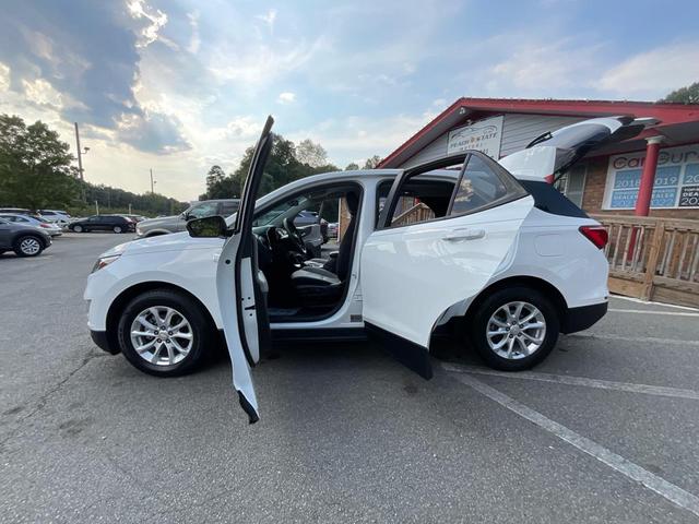 Photo of 2020 Summit White Chevrolet Equinox