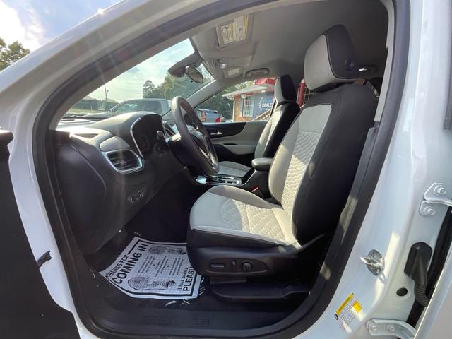 Photo of 2020 Summit White Chevrolet Equinox