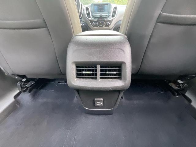 Photo of 2020 Summit White Chevrolet Equinox