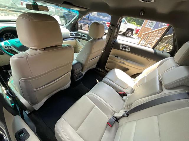 Photo of 2014 GREY Ford Explorer