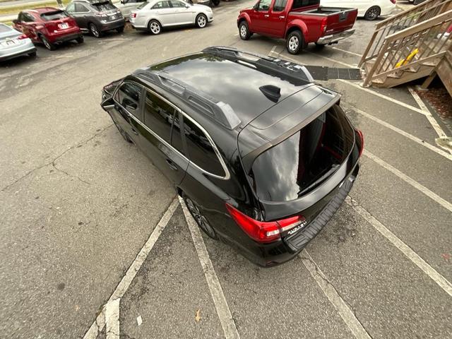 Photo of 2016 Crystal Black Silica Subaru Outback