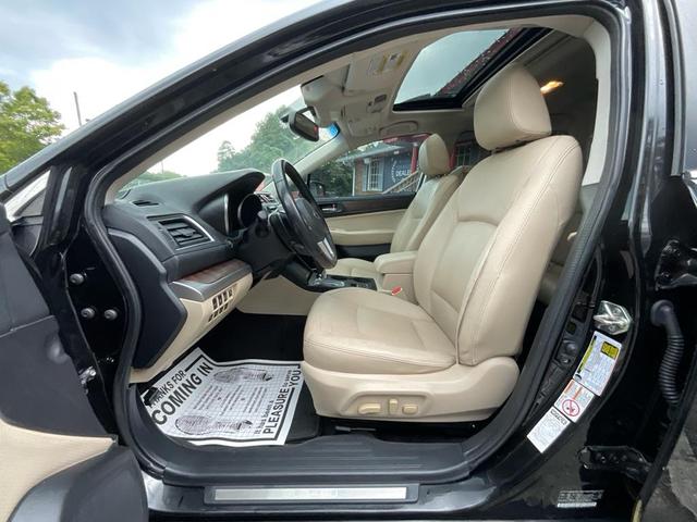 Photo of 2016 Crystal Black Silica Subaru Outback