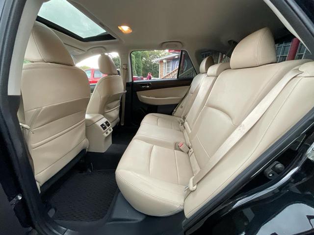 Photo of 2016 Crystal Black Silica Subaru Outback