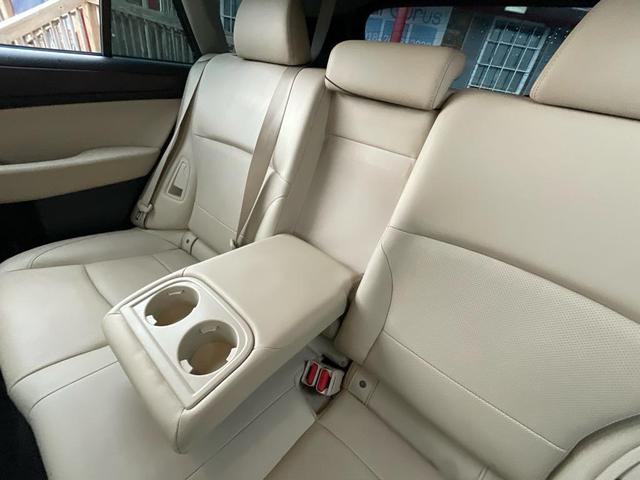 Photo of 2016 Crystal Black Silica Subaru Outback