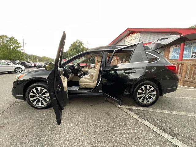 Photo of 2016 Crystal Black Silica Subaru Outback