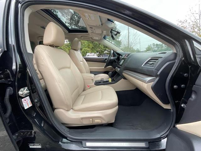 Photo of 2016 Crystal Black Silica Subaru Outback