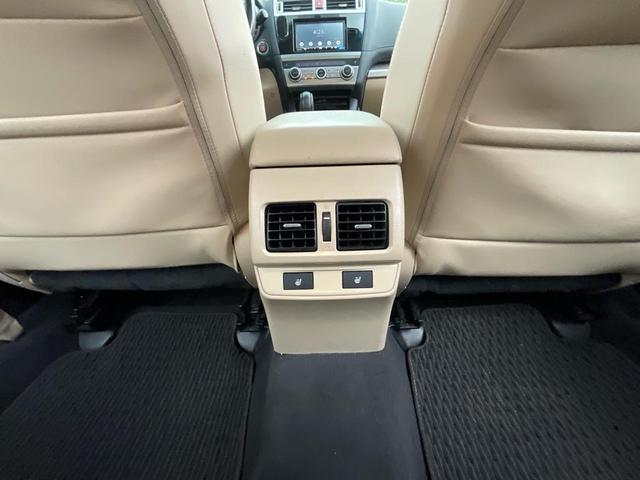 Photo of 2016 Crystal Black Silica Subaru Outback