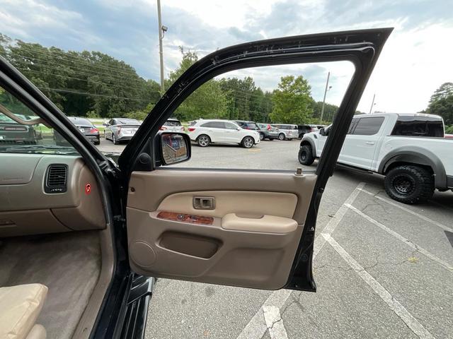 Photo of 1996 BLACK Toyota 4Runner