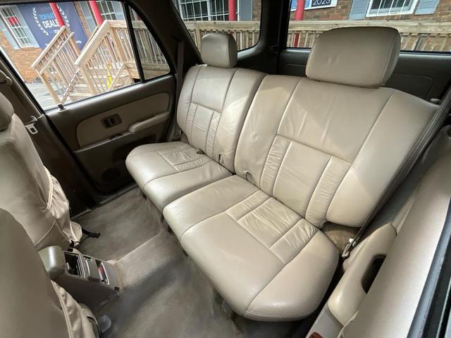 Photo of 1996 BLACK Toyota 4Runner