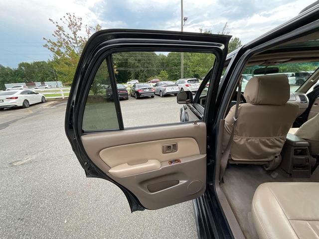 Photo of 1996 BLACK Toyota 4Runner