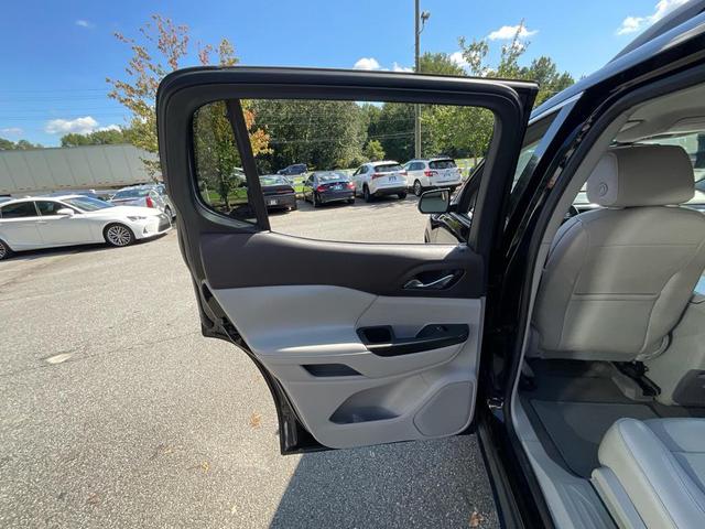 Photo of 2017 Ebony Twilight Metallic GMC Acadia