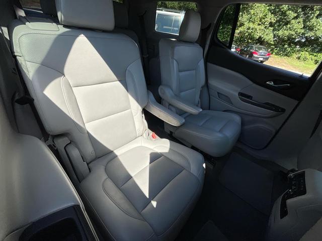 Photo of 2017 Ebony Twilight Metallic GMC Acadia