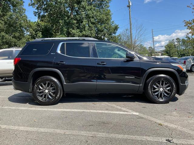 Photo of 2017 Ebony Twilight Metallic GMC Acadia