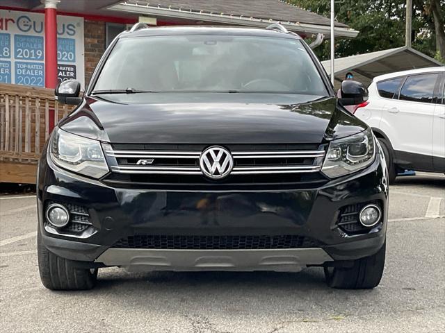 Photo of 2014 Deep Black Pearl Volkswagen Tiguan
