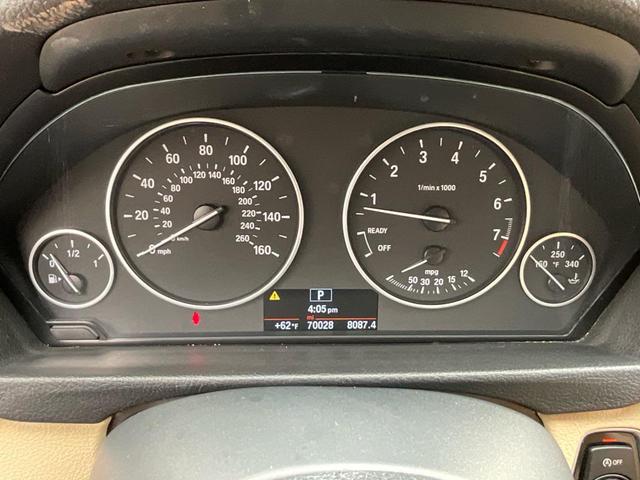 Photo of 2015 BLUE BMW 328