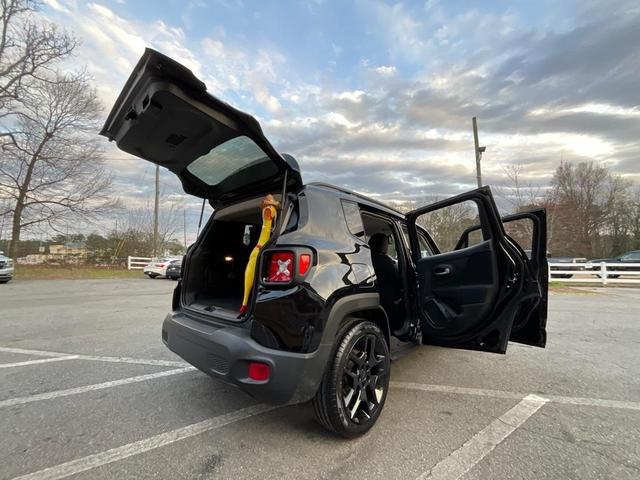 Photo of 2020 Black Clearcoat Jeep Renegade