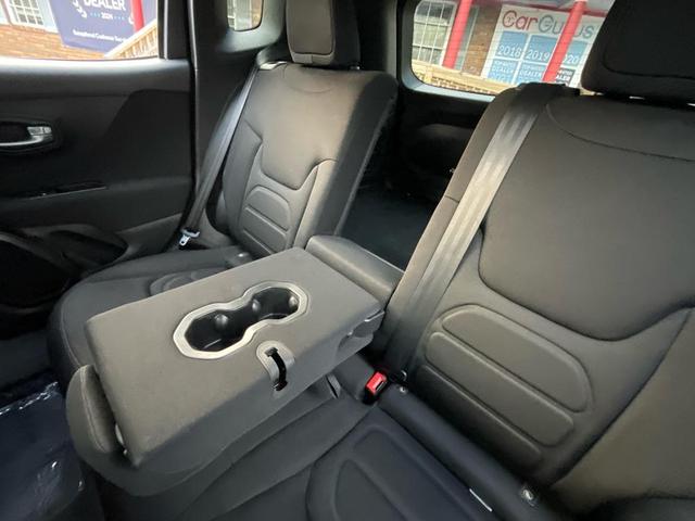 Photo of 2020 Black Clearcoat Jeep Renegade