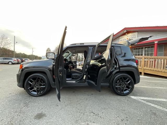 Photo of 2020 Black Clearcoat Jeep Renegade