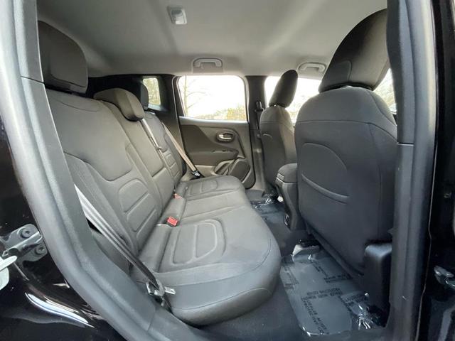 Photo of 2020 Black Clearcoat Jeep Renegade