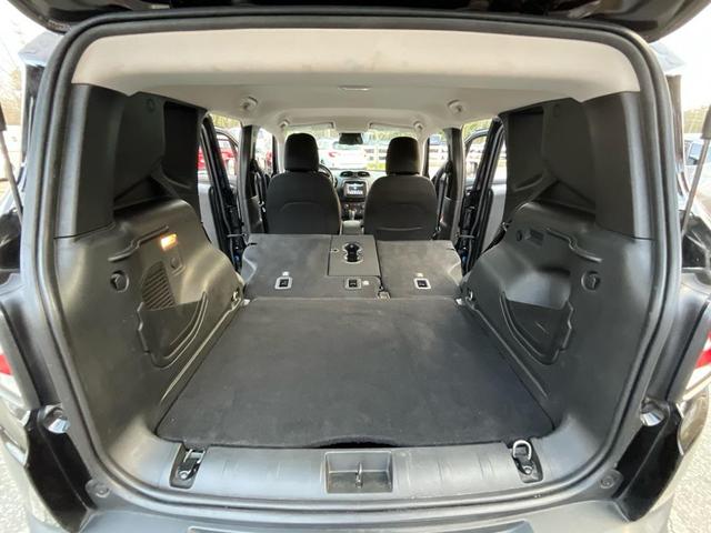 Photo of 2020 Black Clearcoat Jeep Renegade