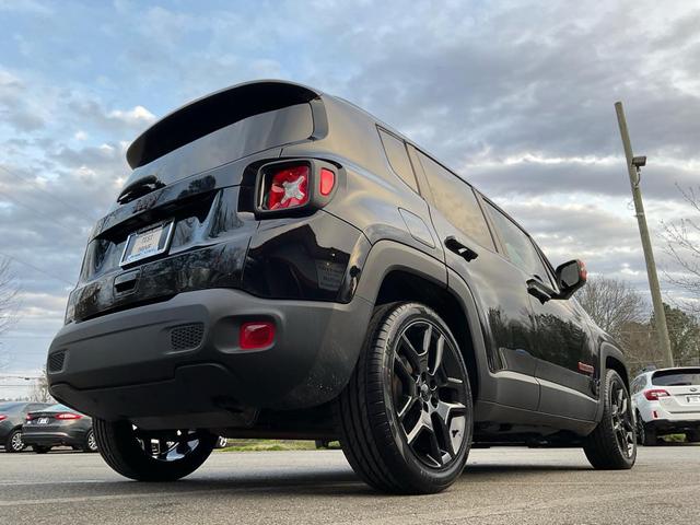 Photo of 2020 Black Clearcoat Jeep Renegade
