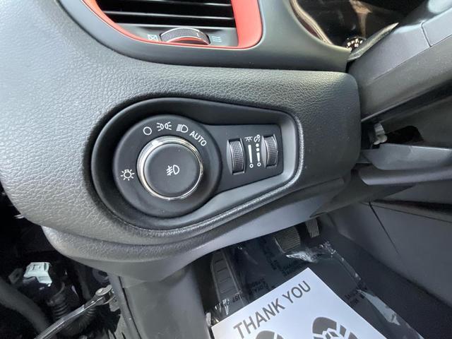 Photo of 2020 Black Clearcoat Jeep Renegade