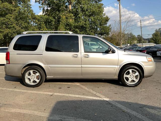 Photo of 2006 Silverstone Metallic Chevrolet Uplander